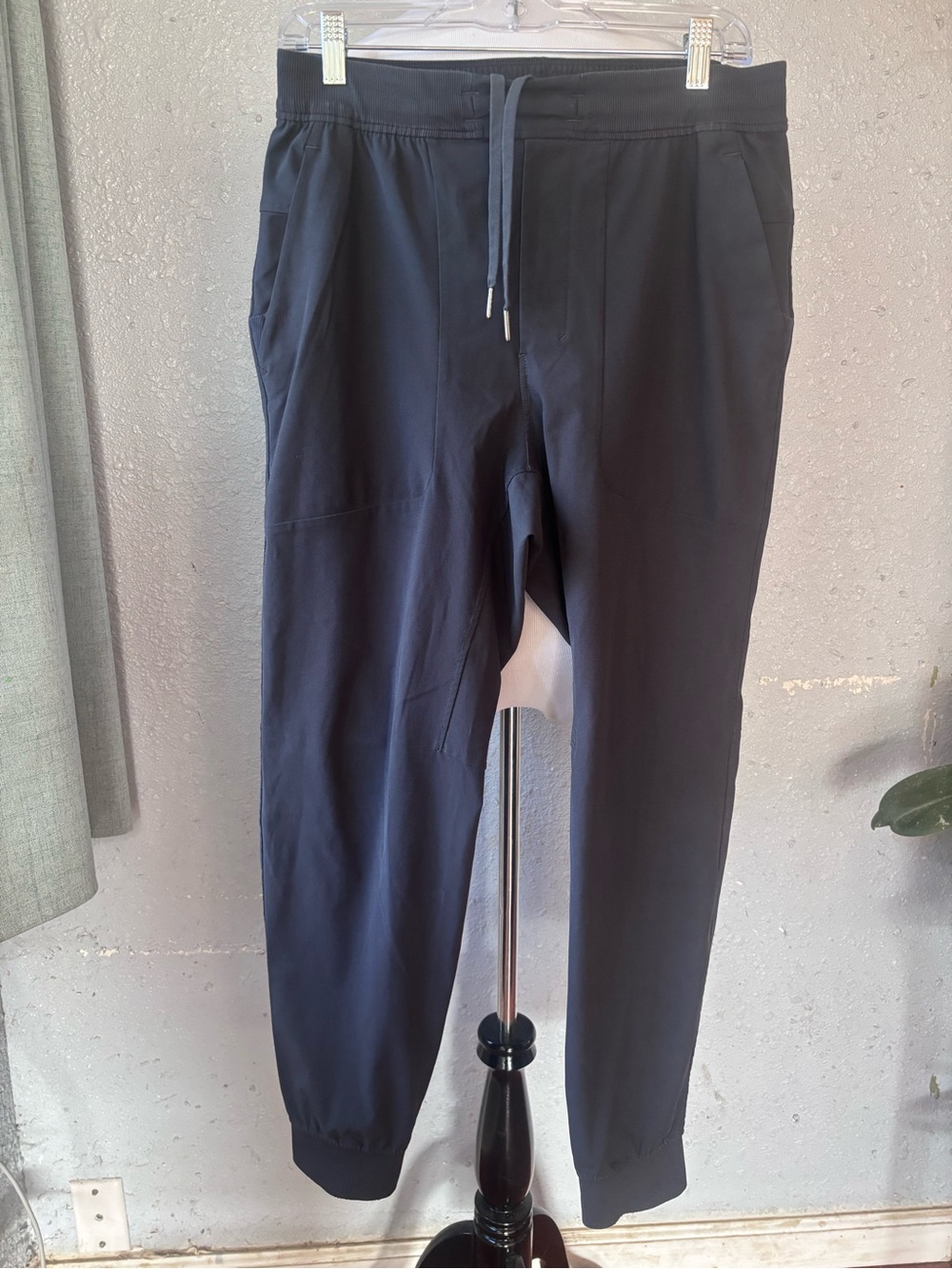 Men's Dark Gray Lululemon joggers Pants